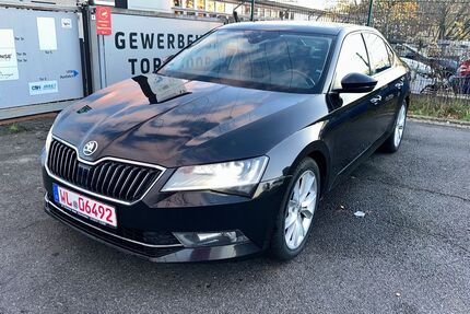 Skoda Superb 224.000 km 12.900 &euro; Winsen/Luhe 21423