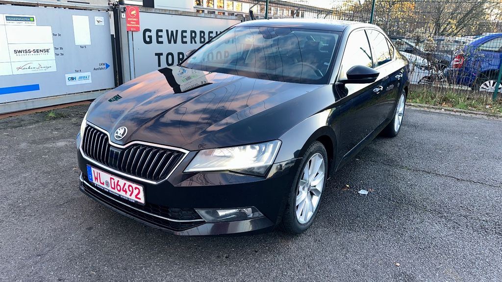 Skoda Superb 224.000 km 12.900 &euro; Winsen/Luhe 21423