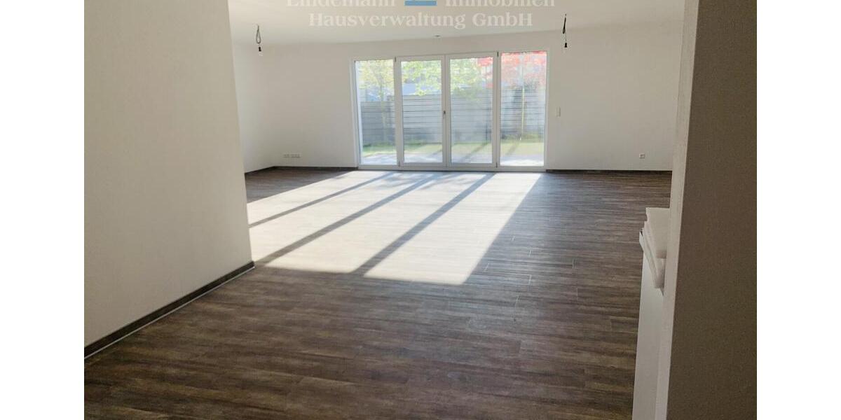 Erdgeschoßwohnung Buxtehude - 3 Zimmer, 122 m&sup2;, 1.300&euro; | Angebot:25646557