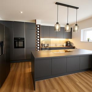 LUXURIÖSES WELLNESS-ANWESEN 5 zimmer