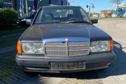 Mercedes-Benz 190 252.000 km 4.000 &euro; Hamburg 21107