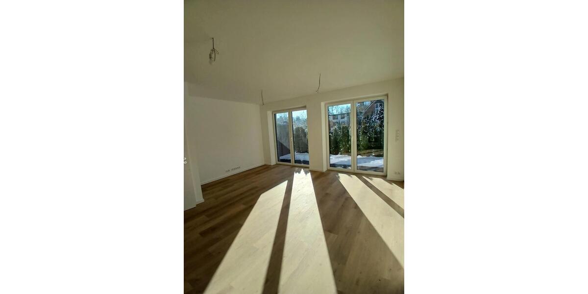 Maisonettenwohnung Hamburg Harburg - 2 Zimmer, 74 m&sup2;, 1.690&euro; | Angebot:26329560