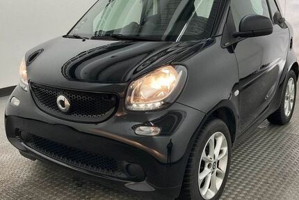 Smart ForTwo 123.000 km 8.690 &euro; Hamburg 21073