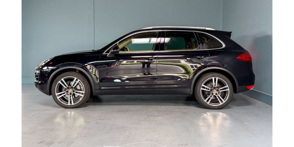 Porsche Cayenne 28.100 km 48.911 &euro; Hamburg 22339