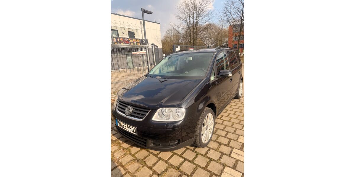 VW Touran 271.000 km 2.900 &euro; Hamburg 21107