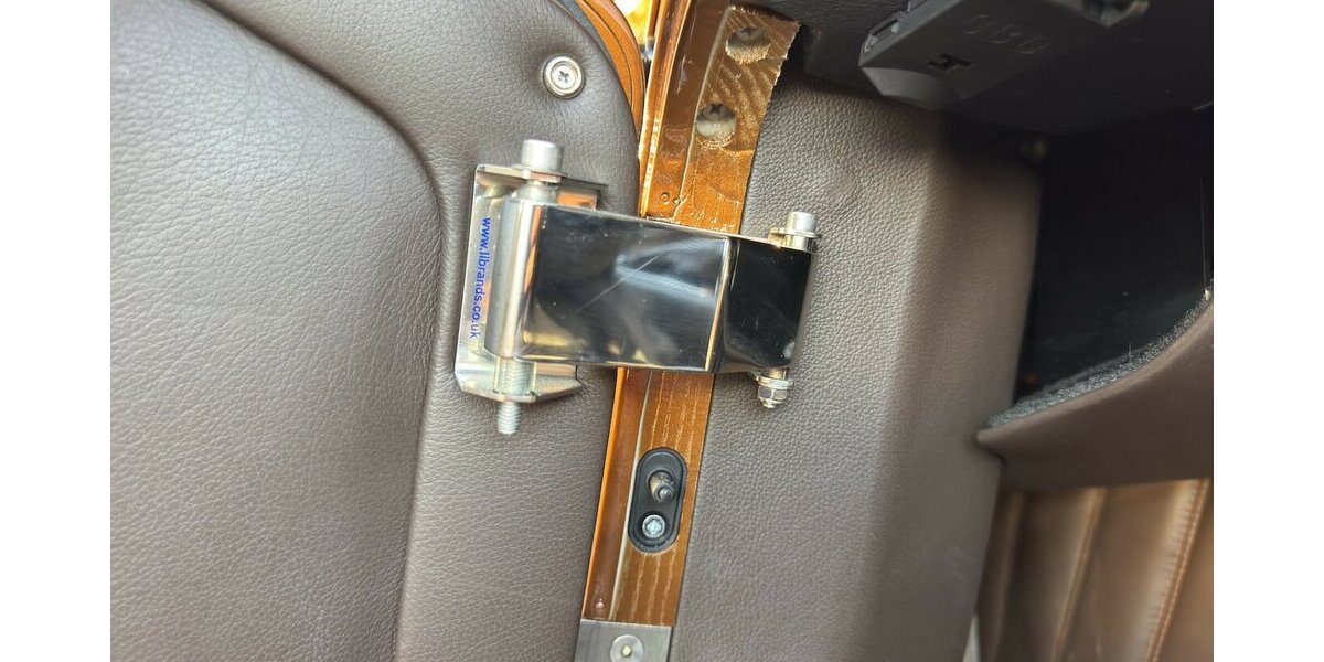 Morgan Plus 8 4.8 AERO8 GOLDFINGER 007 TYP A12/A19 9.999 km 139.999 &euro; Hamburg 22339