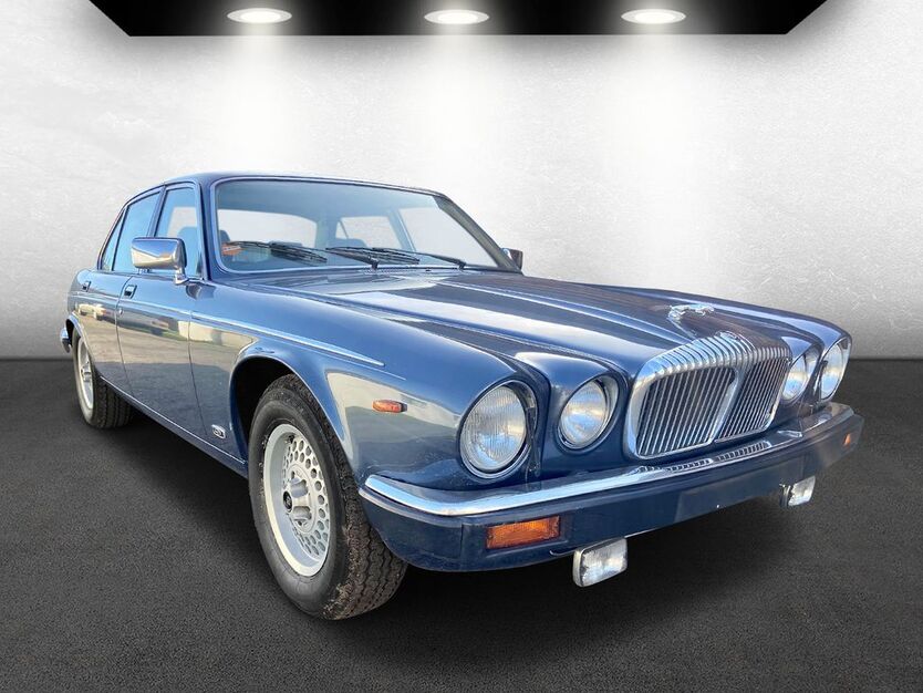 Jaguar Daimler 108.562 km 19.900 € Hamburg 22419