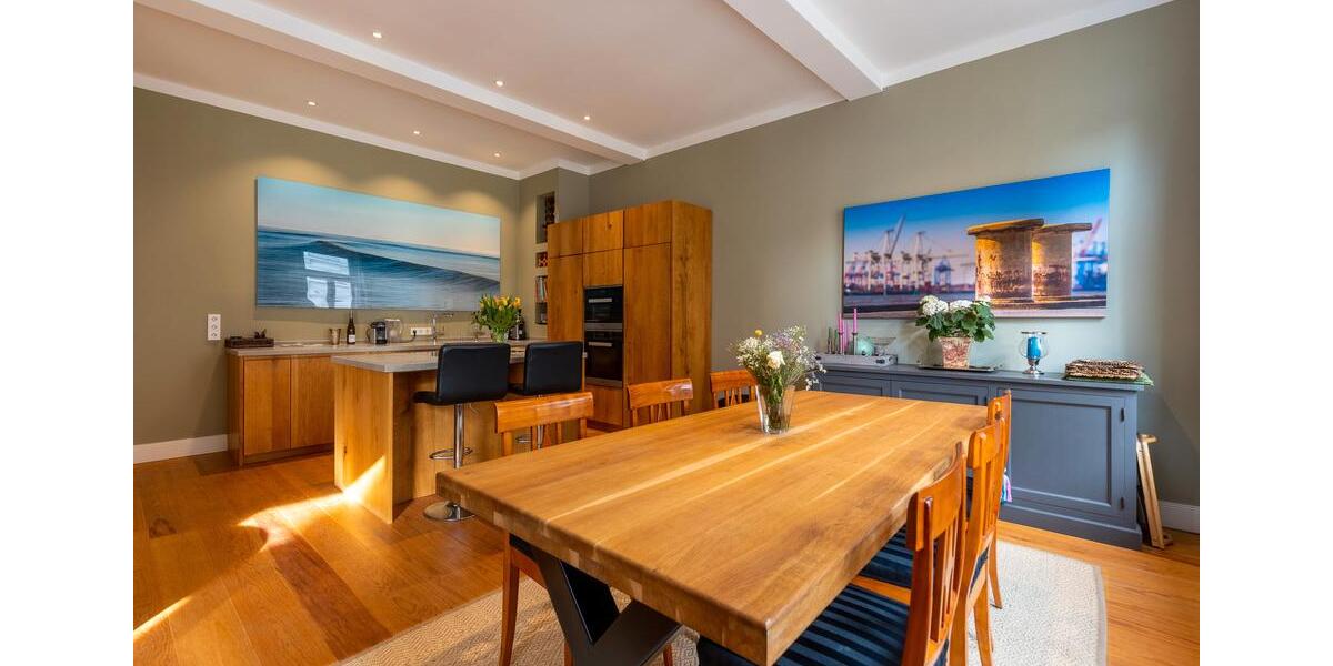 Etagenwohnung Hamburg Altstadt - 5 Zimmer, 151 m&sup2;, 4.250&euro; | Angebot:26267395