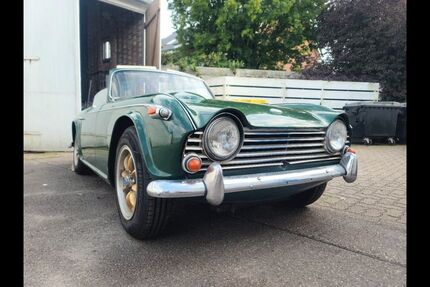 Triumph TR4 85.693 km 16.500 &euro; Bargteheide 22941