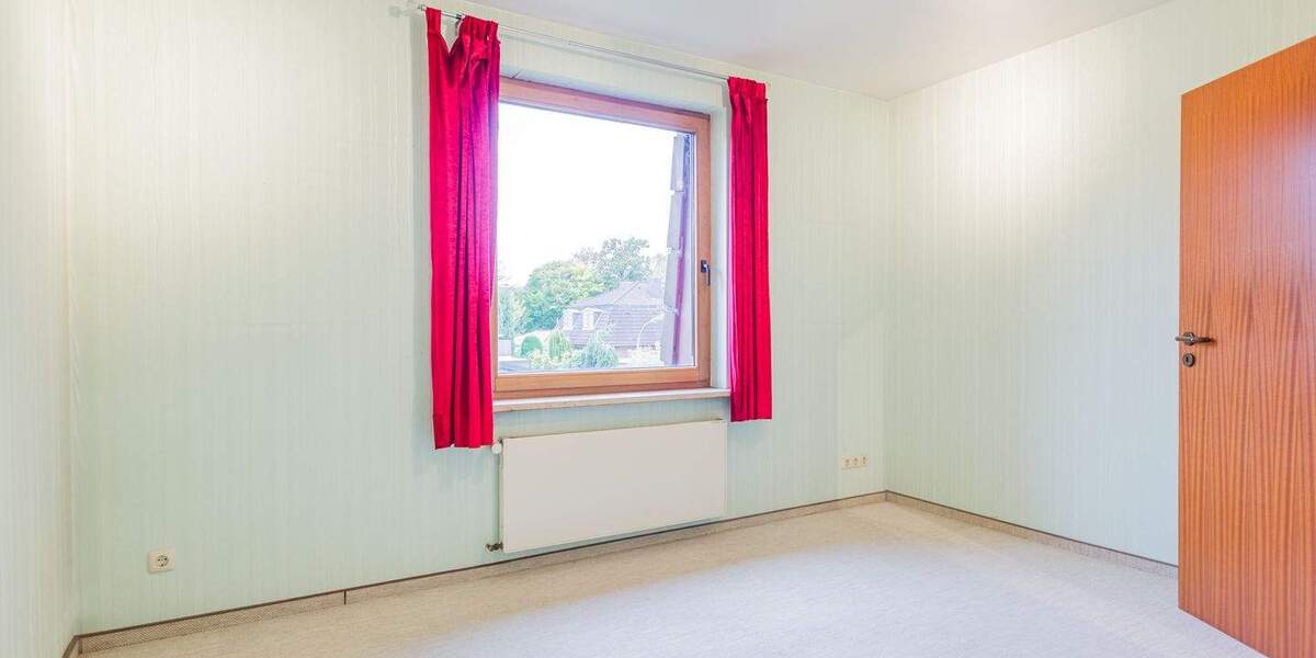 Mehrfamilienhaus, Wohnhaus Hamburg Poppenbüttel - 7 Zimmer, 263 m&sup2;, 895.000&euro; | Angebot:23980153