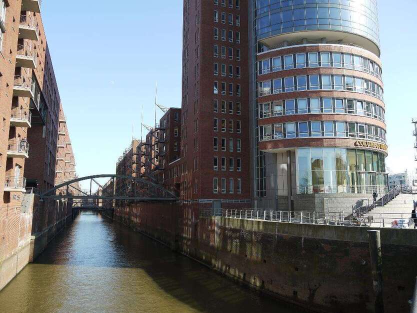 Büro in Hamburg 8.463 € 434 m²