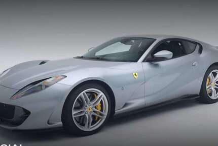 Ferrari 812 14.230 km 329.900 &euro; Hamburg 22143