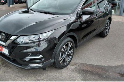 Nissan Qashqai 37.100 km 19.685 &euro; Halstenbek 25469