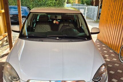 Skoda Fabia 160.500 km 2.700 € Hamburg 21035
