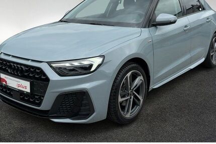Audi A1 1.006 km 27.420 &euro; Hamburg 22419