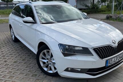 Skoda Superb 228.000 km 12.700 &euro; Wentorf bei Hamburg 21465