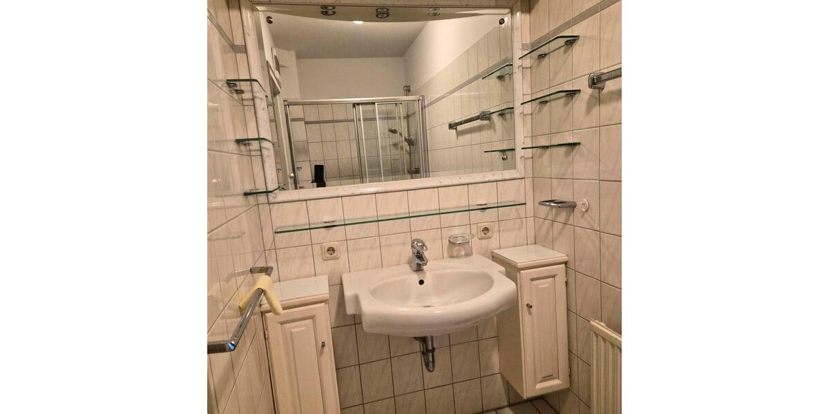 Etagenwohnung Hamburg Wandsbek - 2 Zimmer, 64 m&sup2;, 1.450&euro; | Angebot:26397658