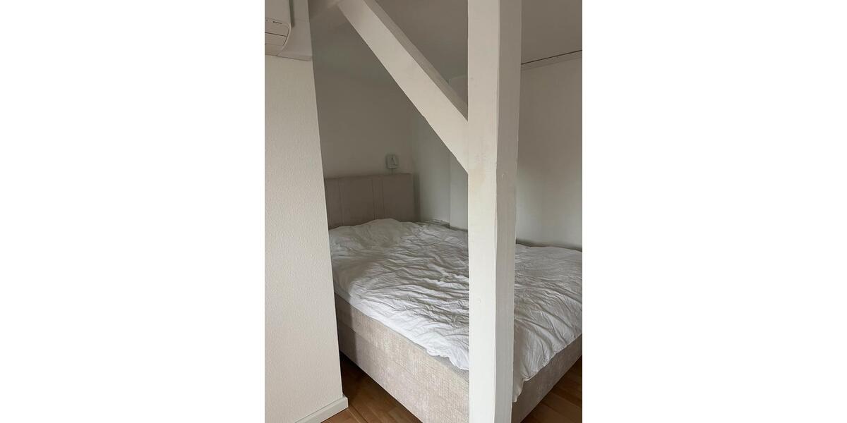 Dachgeschoßwohnung Hamburg Hohenfelde - 2 Zimmer, 62 m&sup2;, 1.600&euro; | Angebot:26291423