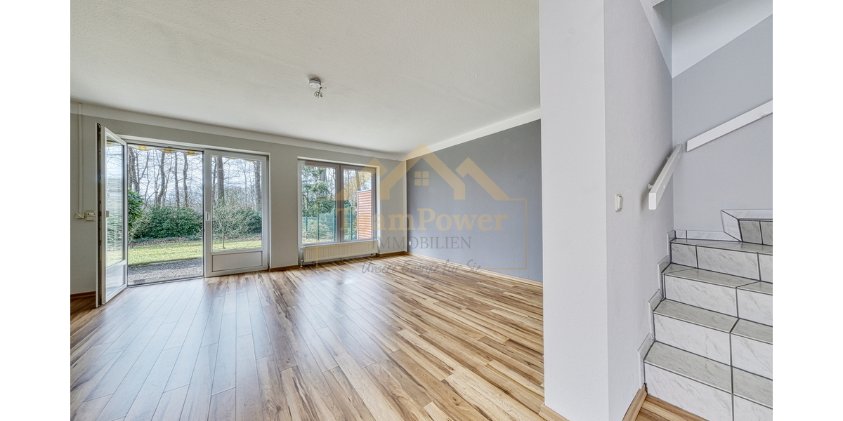 Familienhaus im Hamburger Speckgürtel - Koffer packen und einziehen! - Doppelhaushälfte Henstedt-Ulzburg Ulzburg | Angebot:26086570