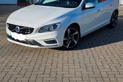 Volvo V60 147.000 km 15.900 &euro; Grünendeich 21720