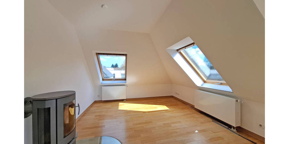 Etagenwohnung Hamburg Lokstedt - 3 Zimmer, 115 m&sup2;, 1.800&euro; | Angebot:26065049