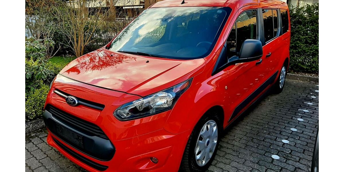 Ford Tourneo Connect 84.500 km 19.500 &euro; Hamburg 22143