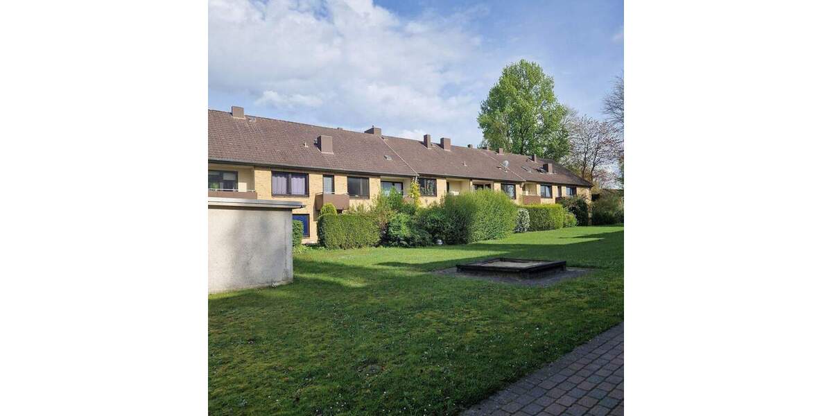 Etagenwohnung Pinneberg - 2 Zimmer, 65 m&sup2;, 692&euro; | Angebot:26616659