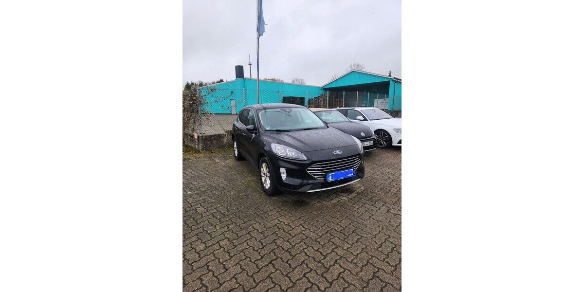 Ford Kuga 80.000 km 18.300 € Hamburg 20038