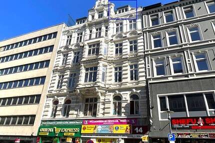 Mittendrin und über allen - gepflegte 3 Zimmer WHG, ca. 92,50 m², im 5. OG am Steindamm, St. Georg