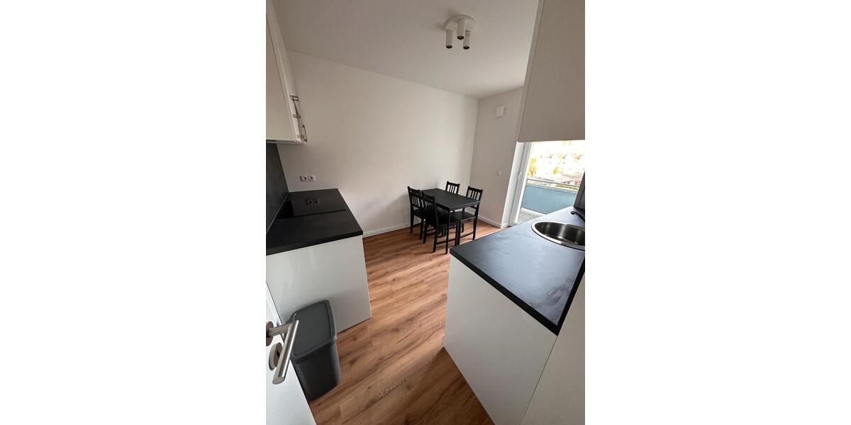 Erdgeschoßwohnung Hamburg Harburg - 2 Zimmer, 58 m&sup2;, 987&euro; | Angebot:26060401
