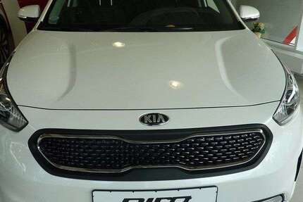 Kia Niro 49.570 km 16.985 € Hamburg 22049