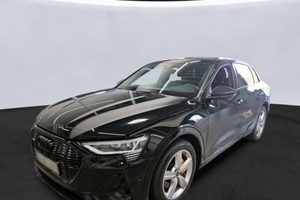 Audi e-tron 48.009 km 39.950 &euro; Hamburg 22047