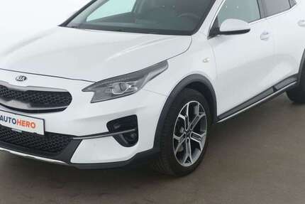 Kia XCeed 51.217 km 16.770 € Hamburg 22529