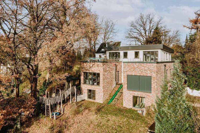 Haus zum Kaufen in Hamburg 799.000 € 178 m²