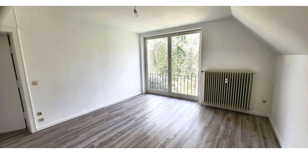 Etagenwohnung Hamburg Hausbruch - 4 Zimmer, 138 m&sup2;, 1.860&euro; | Angebot:26929284