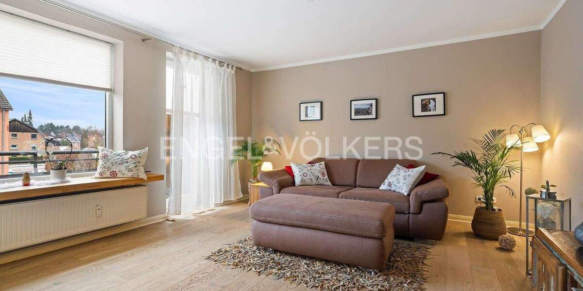 Etagenwohnung Norderstedt Garstedt - 4 Zimmer, 106 m&sup2;, 330.000&euro; | Angebot:25701927