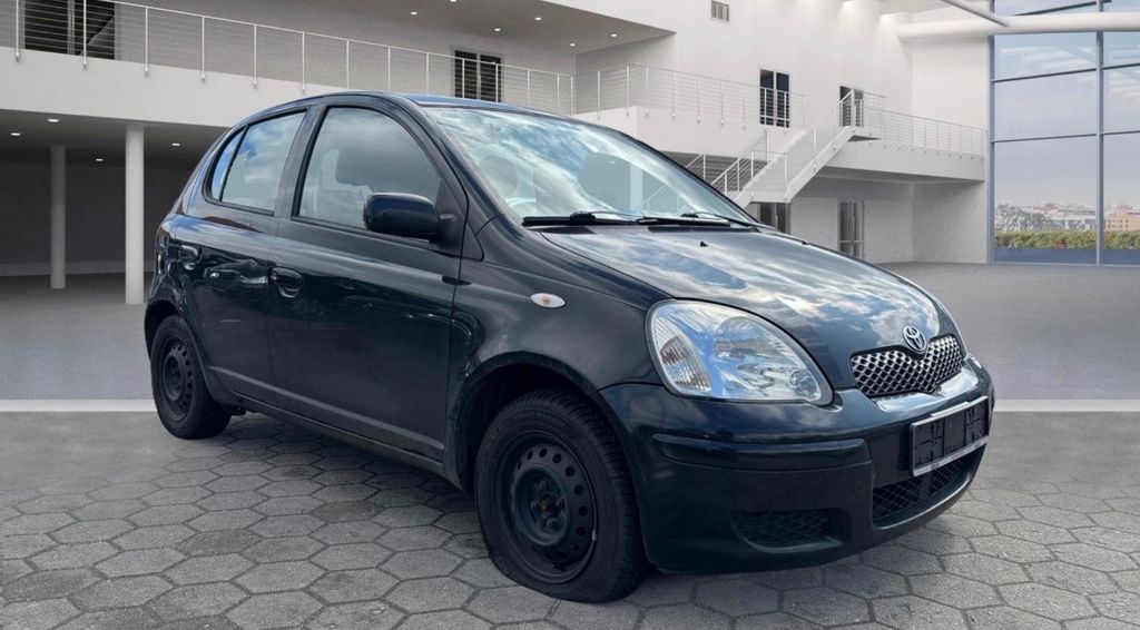 Toyota Yaris 169.497 km 1.699 &euro; hamburg 20539