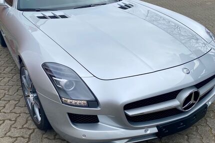 Mercedes-Benz SLS AMG 2.900 km 330.000 &euro; Hamburg 22587