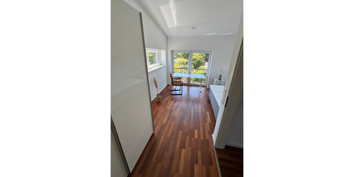 Maisonettenwohnung Hamburg Wandsbek - 5 Zimmer, 190 m&sup2;, 3.000&euro; | Angebot:26566824