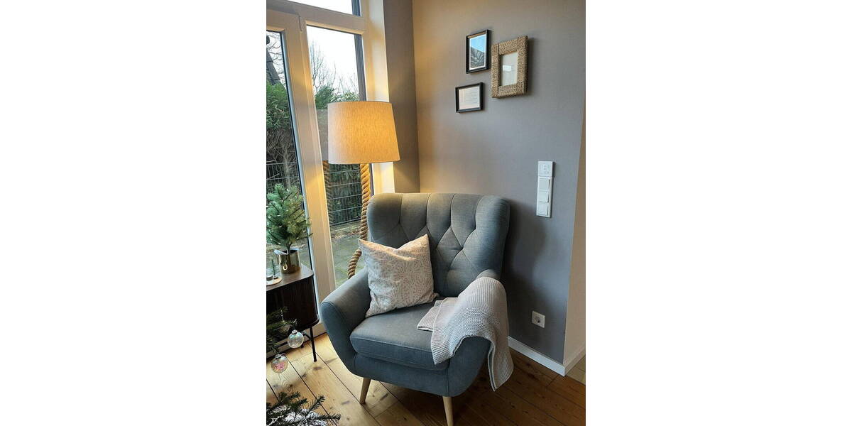 Doppelhaushälfte Hamburg Sasel - 7 Zimmer, 135 m&sup2;, 3.300&euro; | Angebot:26275113