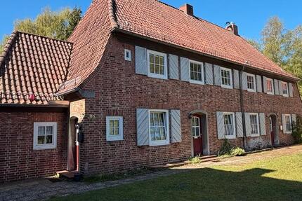 Haus Reinbek - 8 Zimmer, 220 m&sup2;, 510.000&euro; | Angebot:26396267