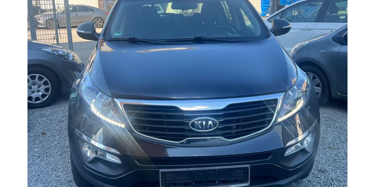 Kia Sportage 193.000 km 6.890 € Hamburg 20537