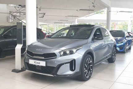 Kia XCeed 1.641 km 34.975 € Hamburg 22525