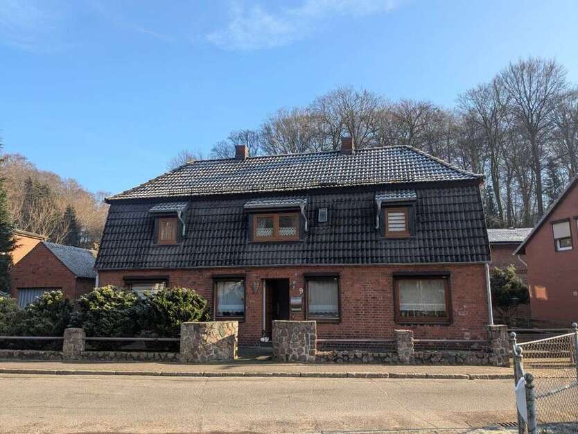 Haus zum Kaufen in Geesthacht 360.000 € 148 m²