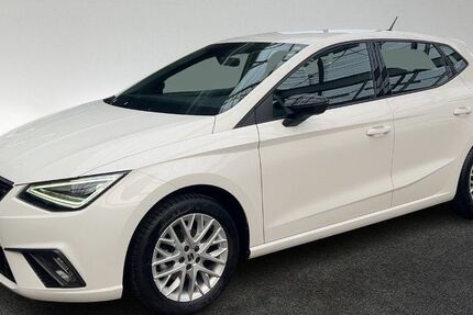 Seat Ibiza 23.939 km 17.880 &euro; Hamburg 22529