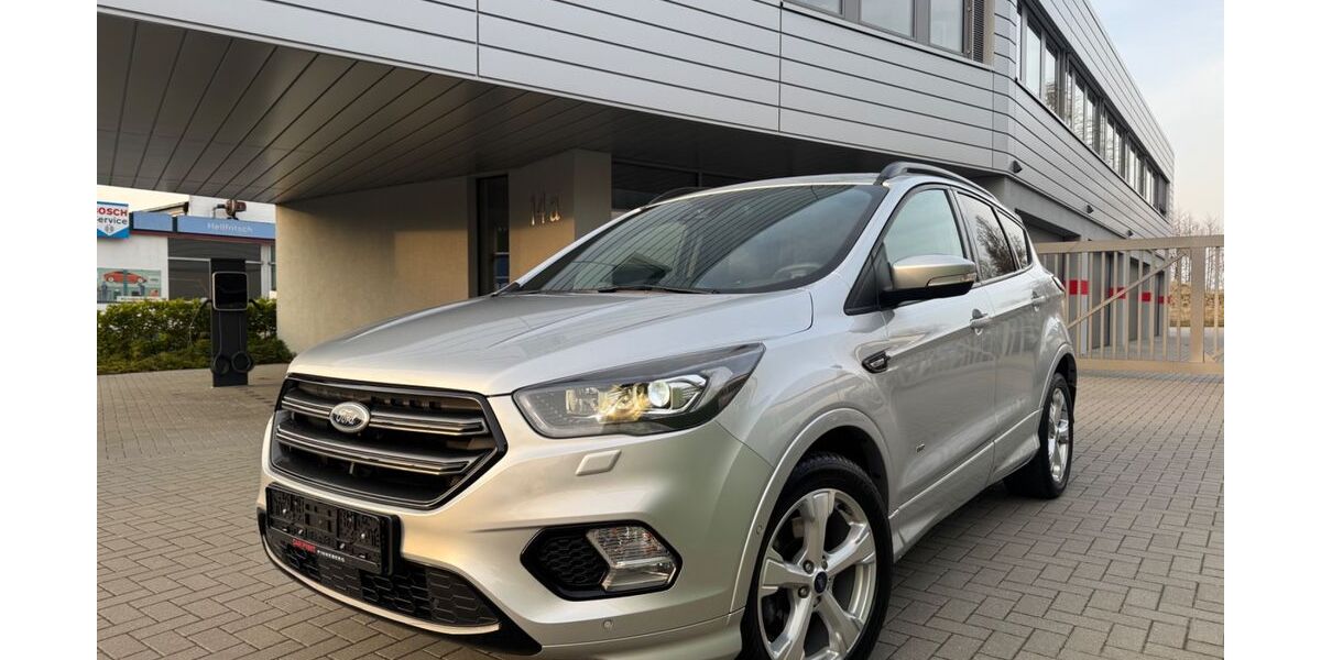Ford Kuga 81.000 km 17.900 &euro; Pinneberg 25421