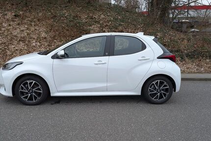 Toyota Yaris 10.600 km 19.400 &euro; Hamburg 22299