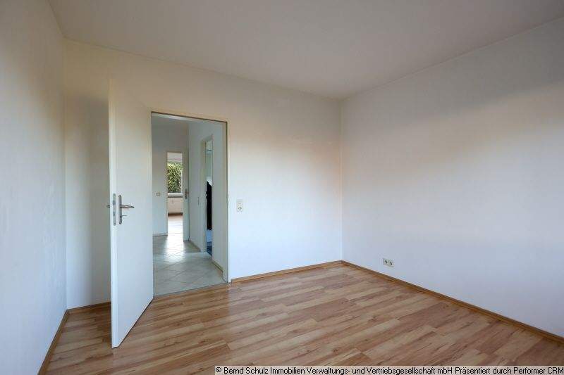 Etagenwohnung Rellingen - 3 Zimmer, 83 m&sup2;, 299.000&euro; | Angebot:25706076