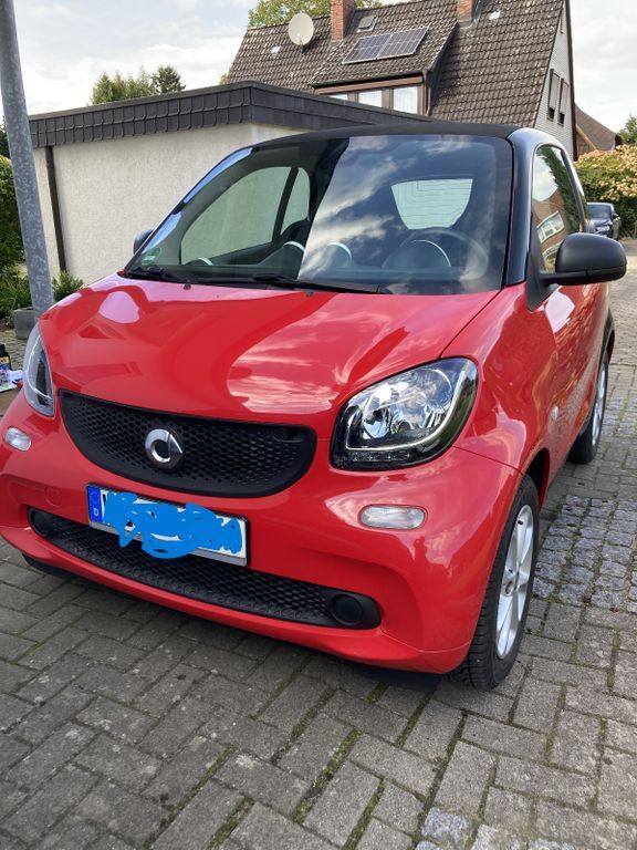 Smart ForTwo 89.978 km 8.250 € Seevetal 21218