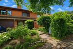 Familienhaus mit außergewöhnlichem Raumangebot und großem Gestaltungspotenzial - inkl. Garage ! - Reihenendhaus Ellerau | Angebot:27055171